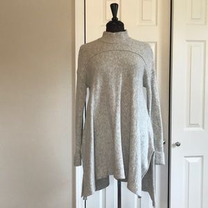 Artisan NY Tunic Turtleneck Sweater